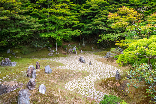 光臺院庭園