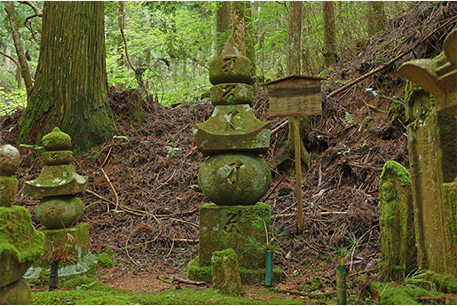 供養塔